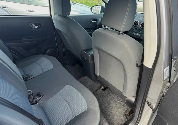 Nissan Qashqai cena 35900 przebieg: 199000, rok produkcji 2013 z Mrocza małe 121